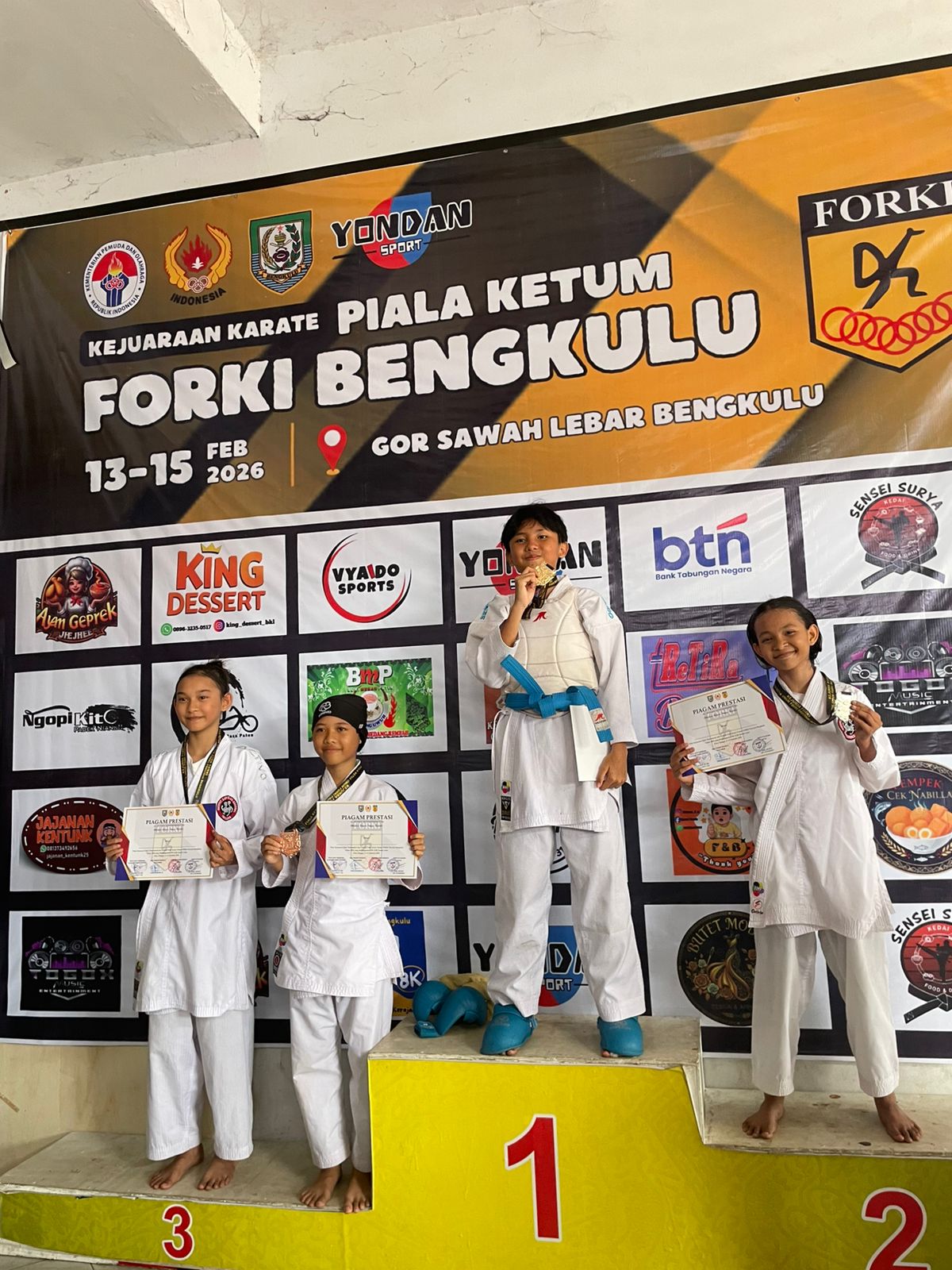 Nashwa Alya Clareta, Siswa MIN 1 Kaur Sabet Medali Perak Dalam Ajang Kejuaraan Karate Piala Ketum Forkri Bengkulu
