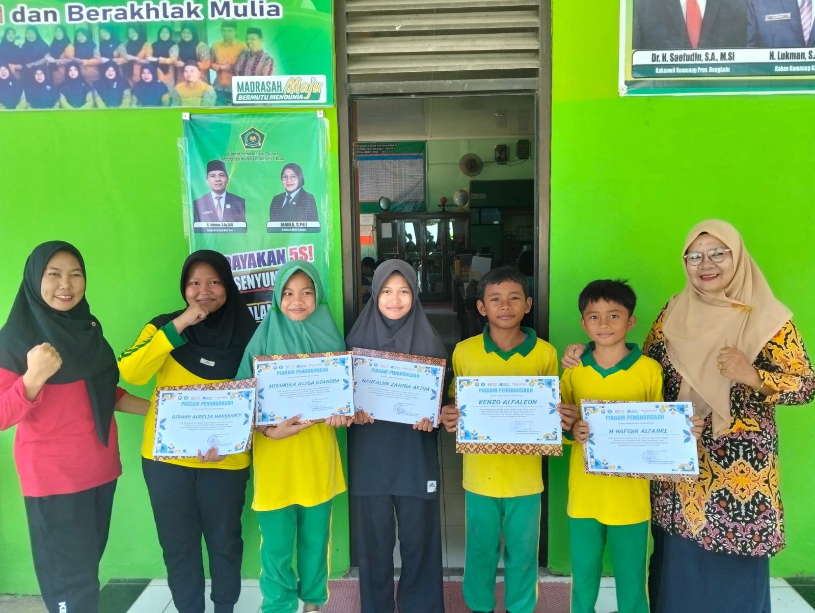 O2SN SD/MI TINGKAT KABUPATEN, ATLET MIN 1 KAUR SABET 5 MEDALI