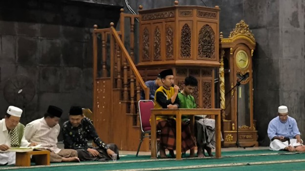 Foto tasmik hafalan santriwan